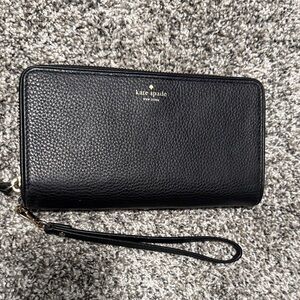 Kate Spade Black Leather Wristlet
